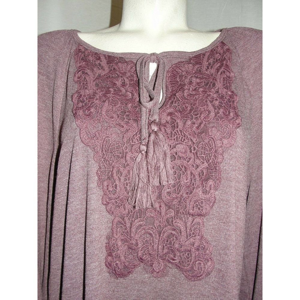 Weekend SUZANNE BETRO Top Women's Plus Size 1X Burgundy Crochet Overlay Tunic - Picture 2 of 4